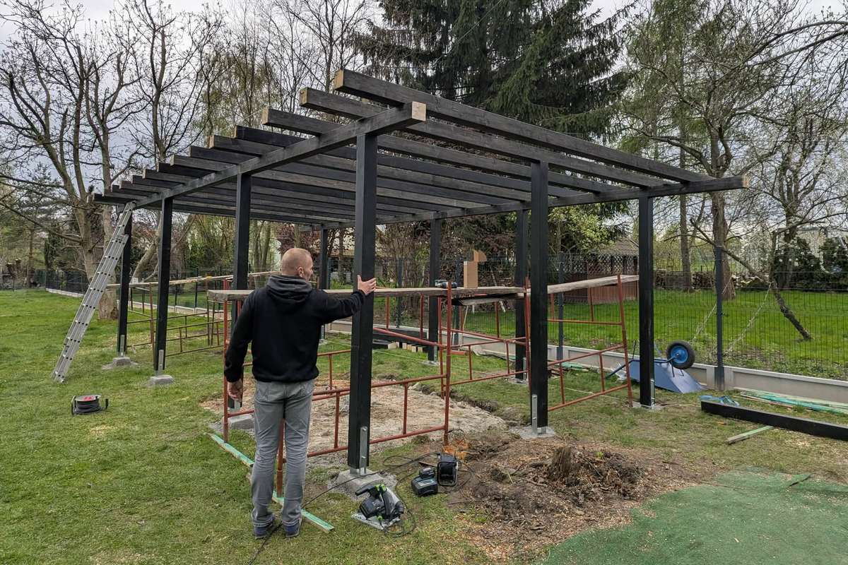Budowa drewnianej altany ogrodowej Kraków